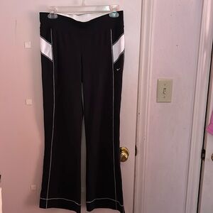 Women’s vintage Nike athletic pants size large